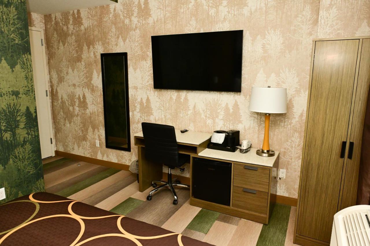 纽约 Super 8 By Wyndham Bronx Near Botanical Garden酒店 外观 照片